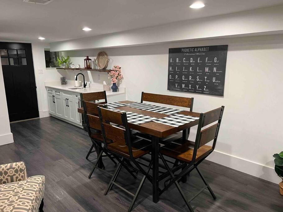 Cherry Blossom Townhouse, Easy Dc Access Washington Luaran gambar