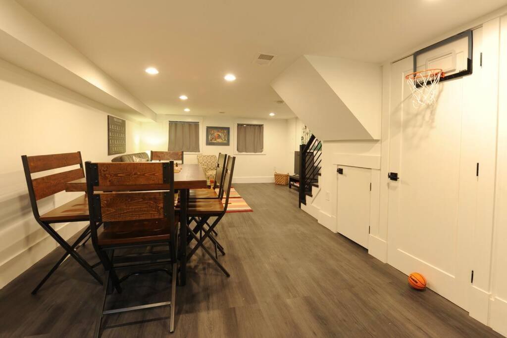 Cherry Blossom Townhouse, Easy Dc Access Washington Luaran gambar
